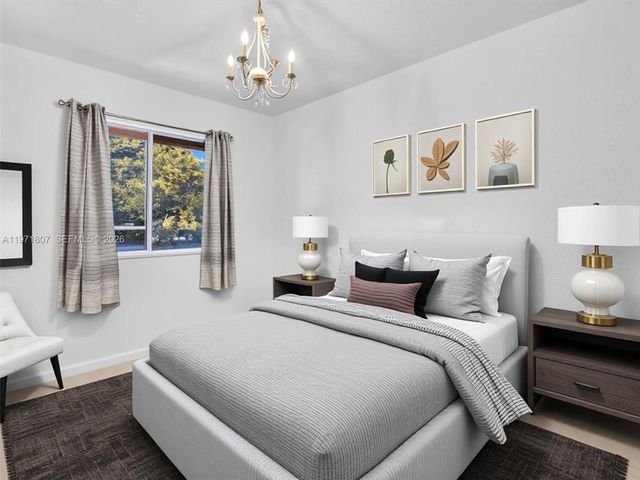 21 SE 3rd Ave, Hallandale Beach, FL 33009