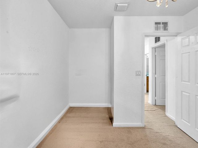 21 SE 3rd Ave, Hallandale Beach, FL 33009