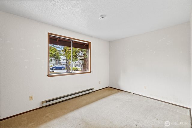 210 E Hawthorne Place, Port Angeles, WA 98362