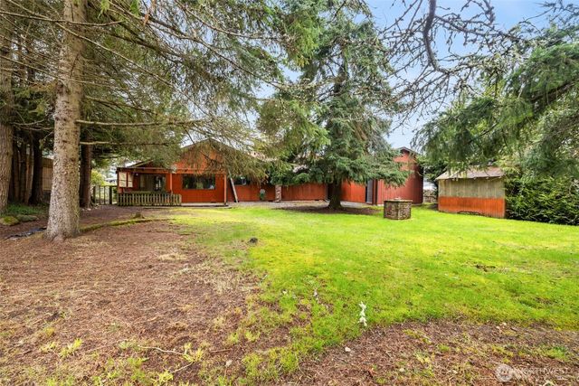 210 E Hawthorne Place, Port Angeles, WA 98362