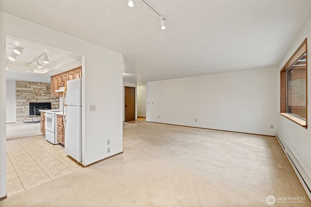 210 E Hawthorne Place, Port Angeles, WA 98362