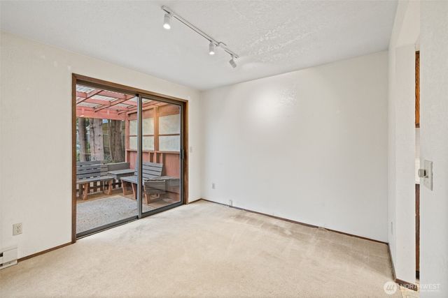 210 E Hawthorne Place, Port Angeles, WA 98362