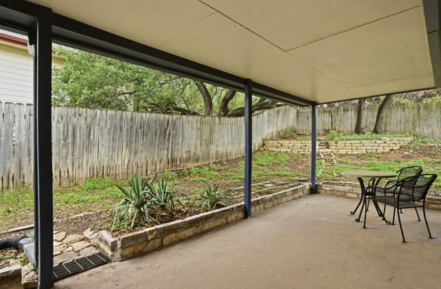 275 Mooring CIR A, Lakeway, TX 78734