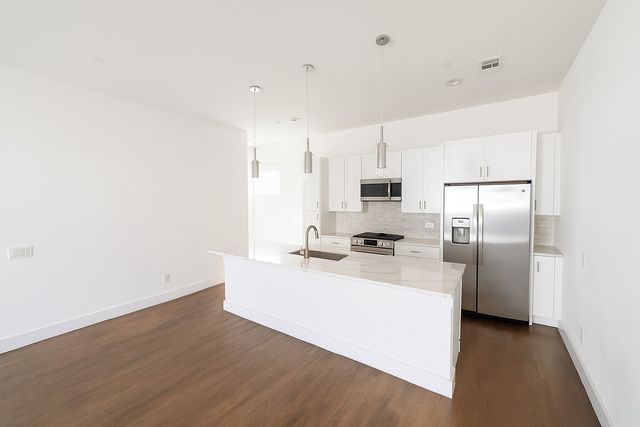 1931 N Prairie Avenue 4, Dallas, TX 75204