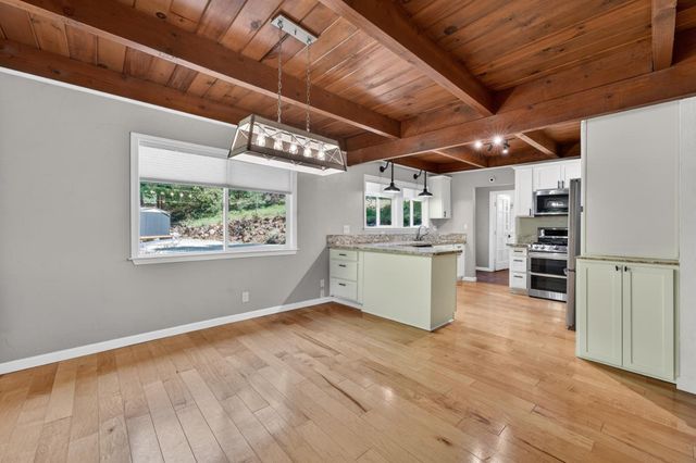 4340 Fairglade Rd, Placerville, CA 95667