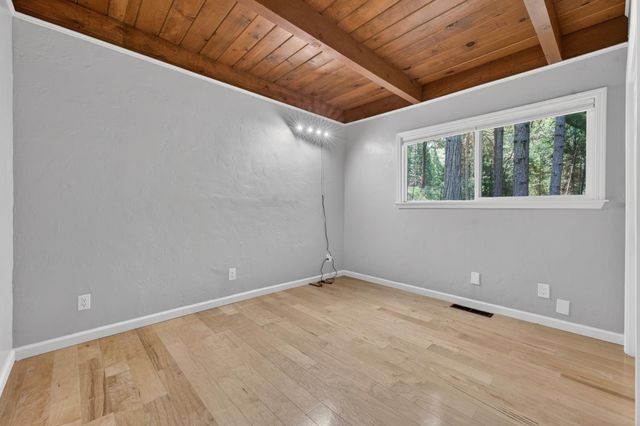 4340 Fairglade Rd, Placerville, CA 95667