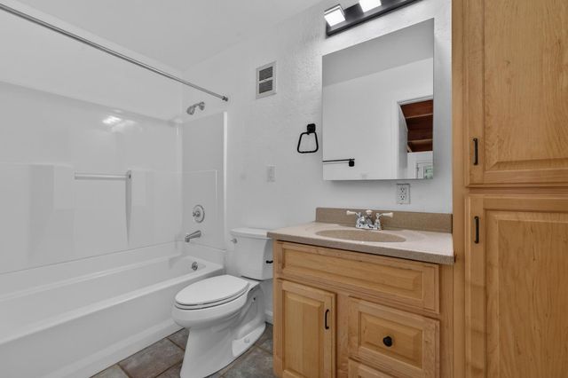 4340 Fairglade Rd, Placerville, CA 95667