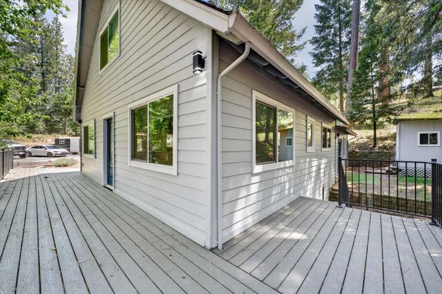 4340 Fairglade Rd, Placerville, CA 95667