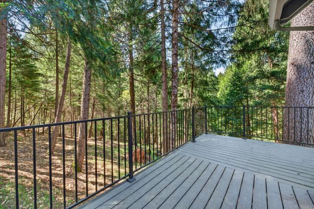 4340 Fairglade Rd, Placerville, CA 95667