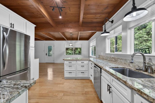 4340 Fairglade Rd, Placerville, CA 95667