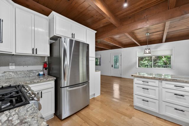 4340 Fairglade Rd, Placerville, CA 95667
