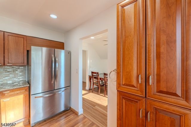 42 York Drive, Edison Twp., NJ 08817