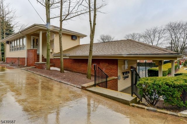42 York Drive, Edison Twp., NJ 08817