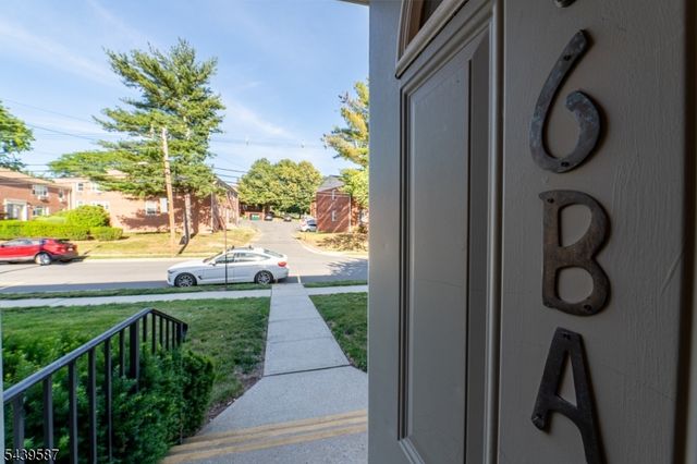 42 York Drive, Edison Twp., NJ 08817