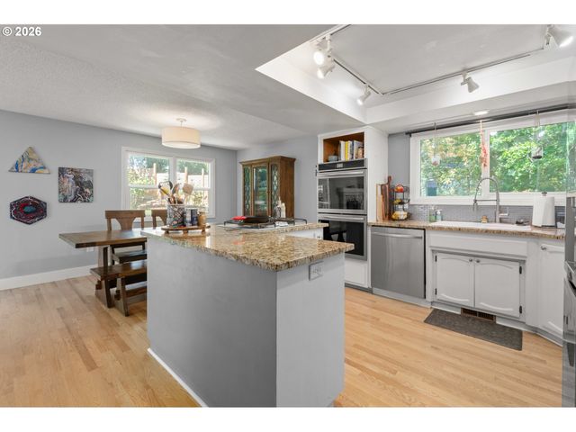2696 TERRACE VIEW Dr, Eugene, OR 97405