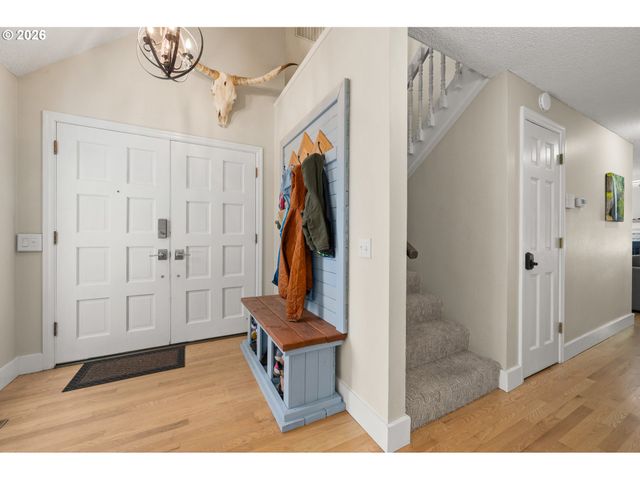 2696 TERRACE VIEW Dr, Eugene, OR 97405