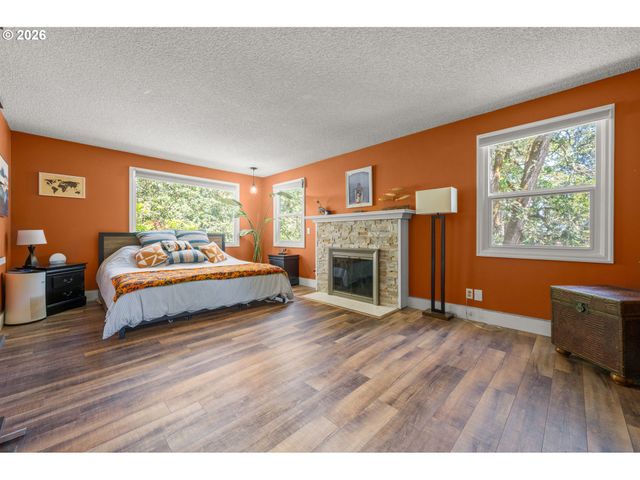 2696 TERRACE VIEW Dr, Eugene, OR 97405
