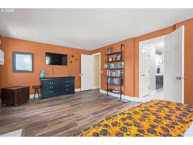 2696 TERRACE VIEW Dr, Eugene, OR 97405