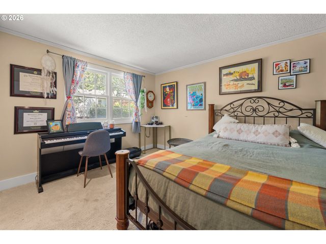 2696 TERRACE VIEW Dr, Eugene, OR 97405