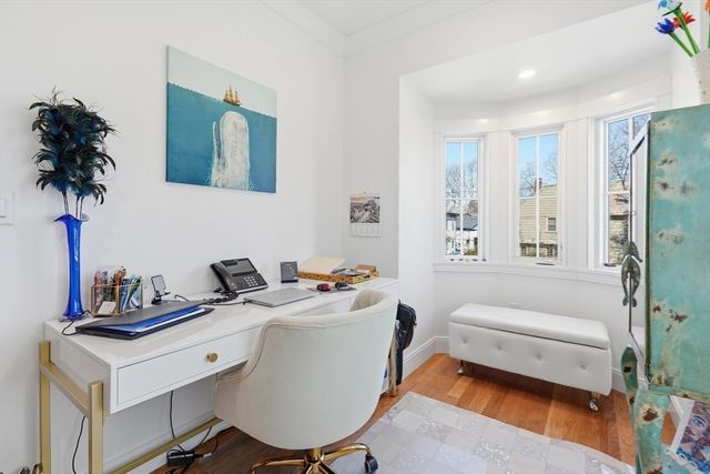 20 Lawrence 2, Wakefield, MA 01880