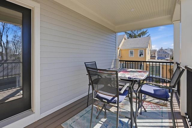 20 Lawrence 2, Wakefield, MA 01880