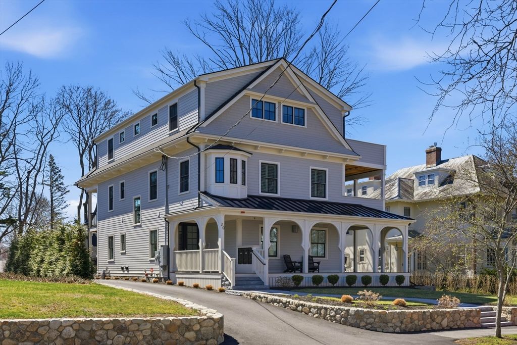 20 Lawrence 2, Wakefield, MA 01880