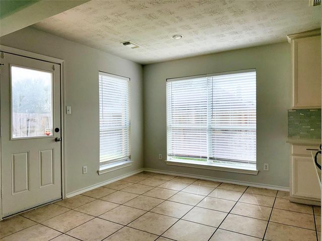 6927 Pheasant Oak Drive, Houston, TX 77083