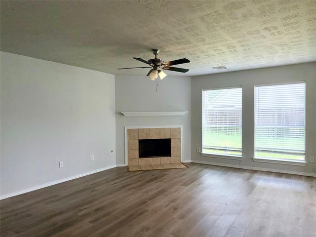 6927 Pheasant Oak Drive, Houston, TX 77083