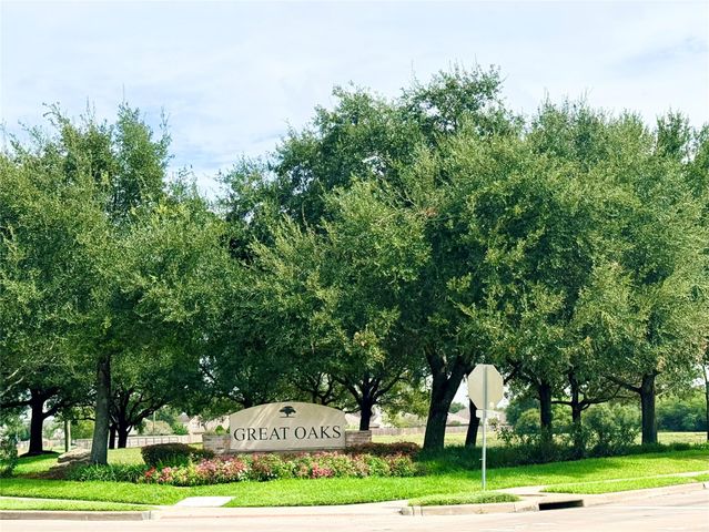 6927 Pheasant Oak Drive, Houston, TX 77083