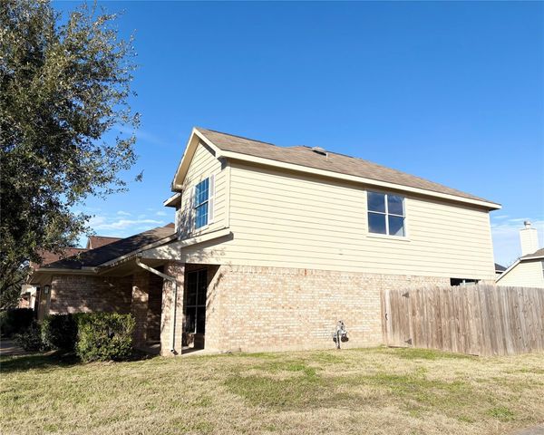 6927 Pheasant Oak Drive, Houston, TX 77083