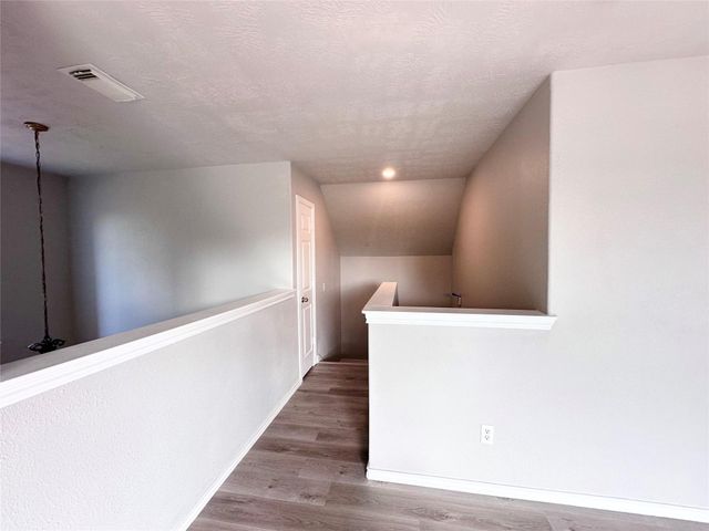 6927 Pheasant Oak Drive, Houston, TX 77083