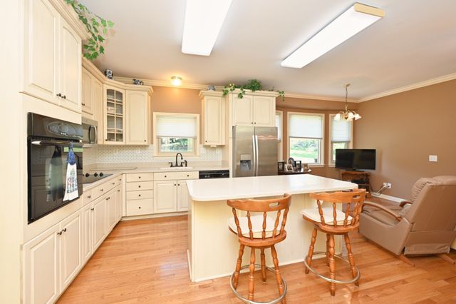210 The Hollows Ct, Hendersonville, TN 37075