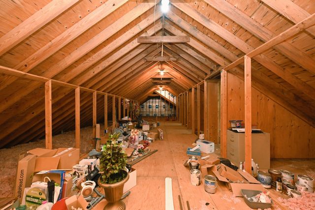 210 The Hollows Ct, Hendersonville, TN 37075