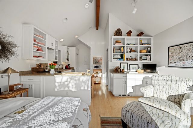 2111 Dellesta Drive, Bellingham, WA 98226