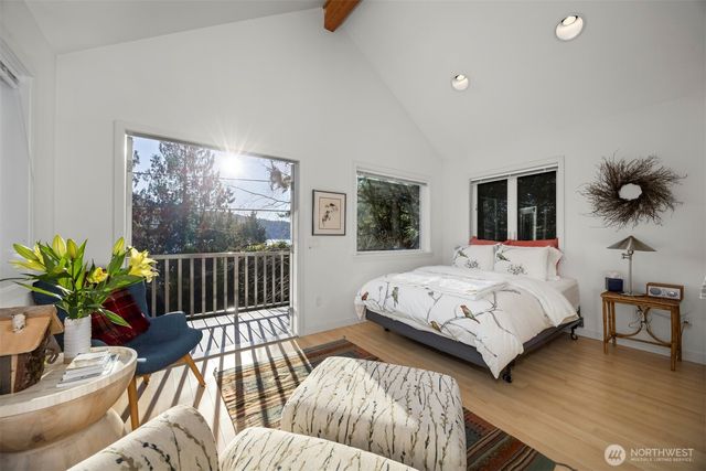 2111 Dellesta Drive, Bellingham, WA 98226