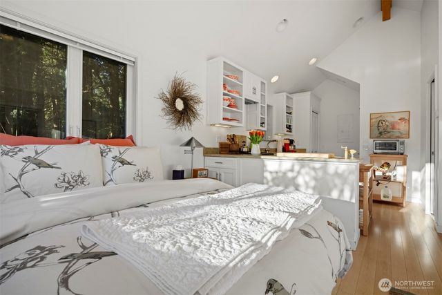 2111 Dellesta Drive, Bellingham, WA 98226