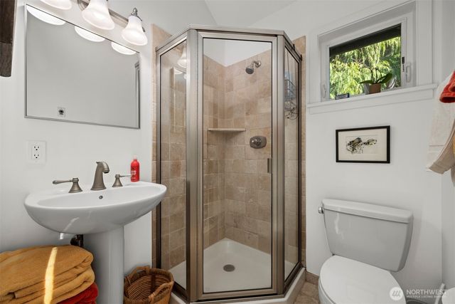 2111 Dellesta Drive, Bellingham, WA 98226