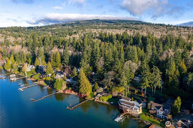 2111 Dellesta Drive, Bellingham, WA 98226