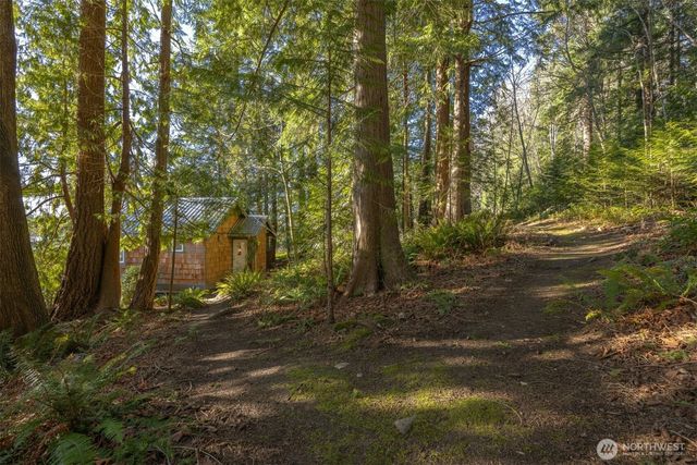 2111 Dellesta Drive, Bellingham, WA 98226