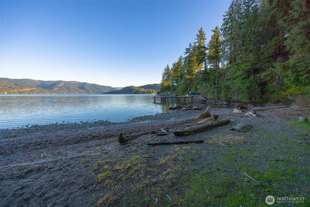 2111 Dellesta Drive, Bellingham, WA 98226