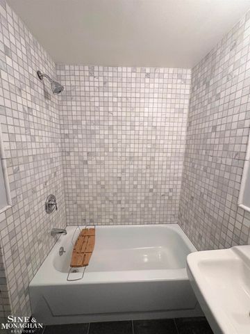 659 W Canfield Street Unit 5, Detroit, MI 48201