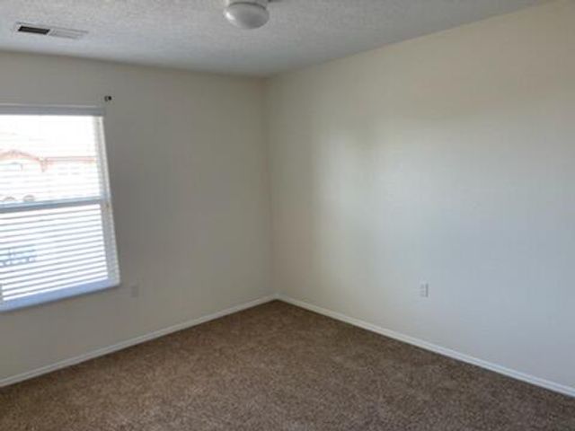 601 Menaul Boulevard NE UNIT 303, Albuquerque, NM 87107