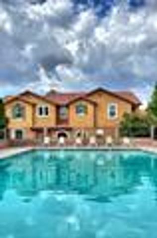 601 Menaul Boulevard NE UNIT 303, Albuquerque, NM 87107