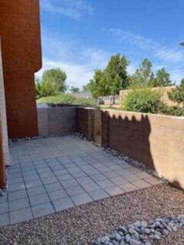 601 Menaul Boulevard NE UNIT 303, Albuquerque, NM 87107