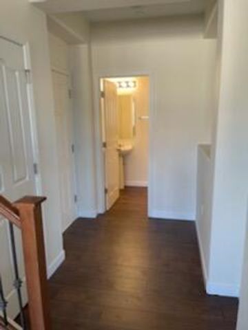 601 Menaul Boulevard NE UNIT 303, Albuquerque, NM 87107