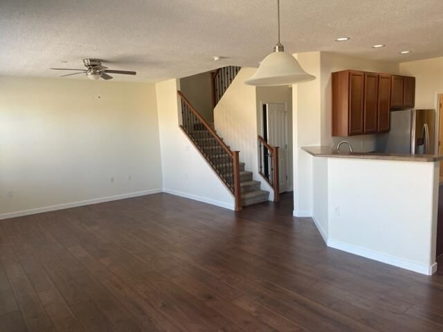 601 Menaul Boulevard NE UNIT 303, Albuquerque, NM 87107