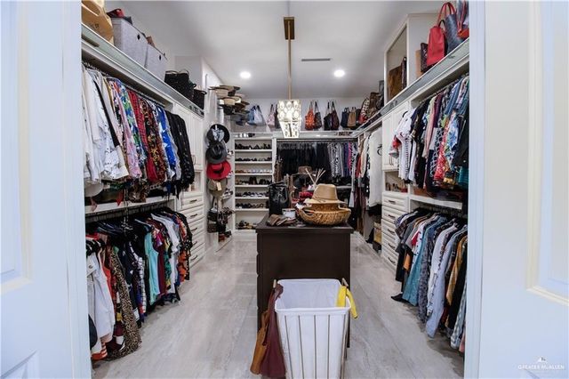 21601 Los Venados Drive, Edinburg, TX 78542