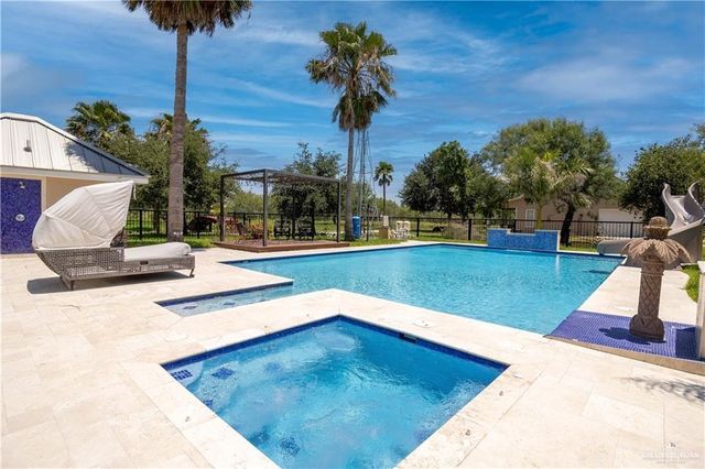 21601 Los Venados Drive, Edinburg, TX 78542