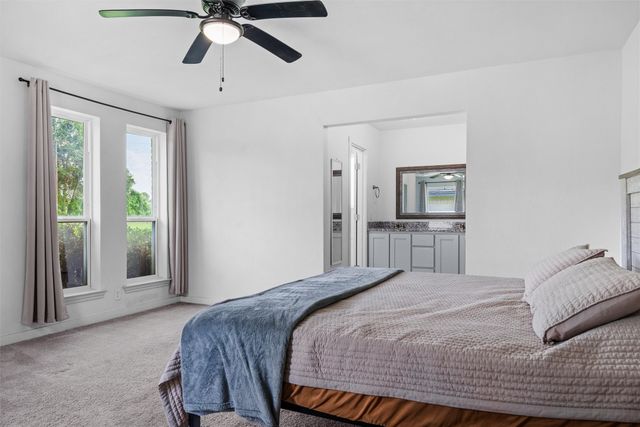 215 Pole Bridge Road, Seagoville, TX 75159