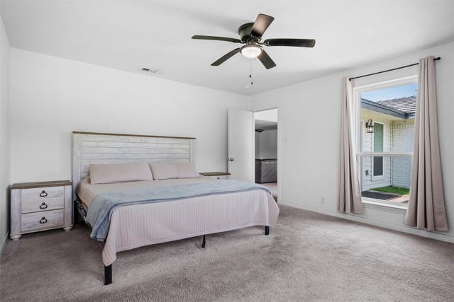 215 Pole Bridge Road, Seagoville, TX 75159